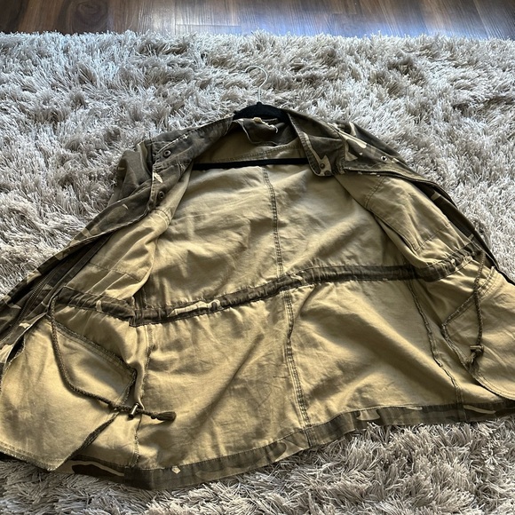 Camouflage jacket - Picture 8 of 9